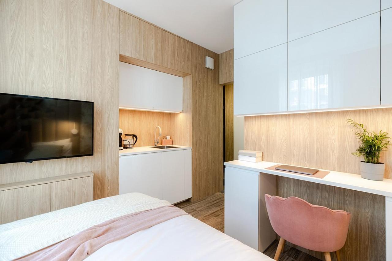 Studio Wola Apartament Kasprzaka - Wifi + Smart Tv 华沙 外观 照片